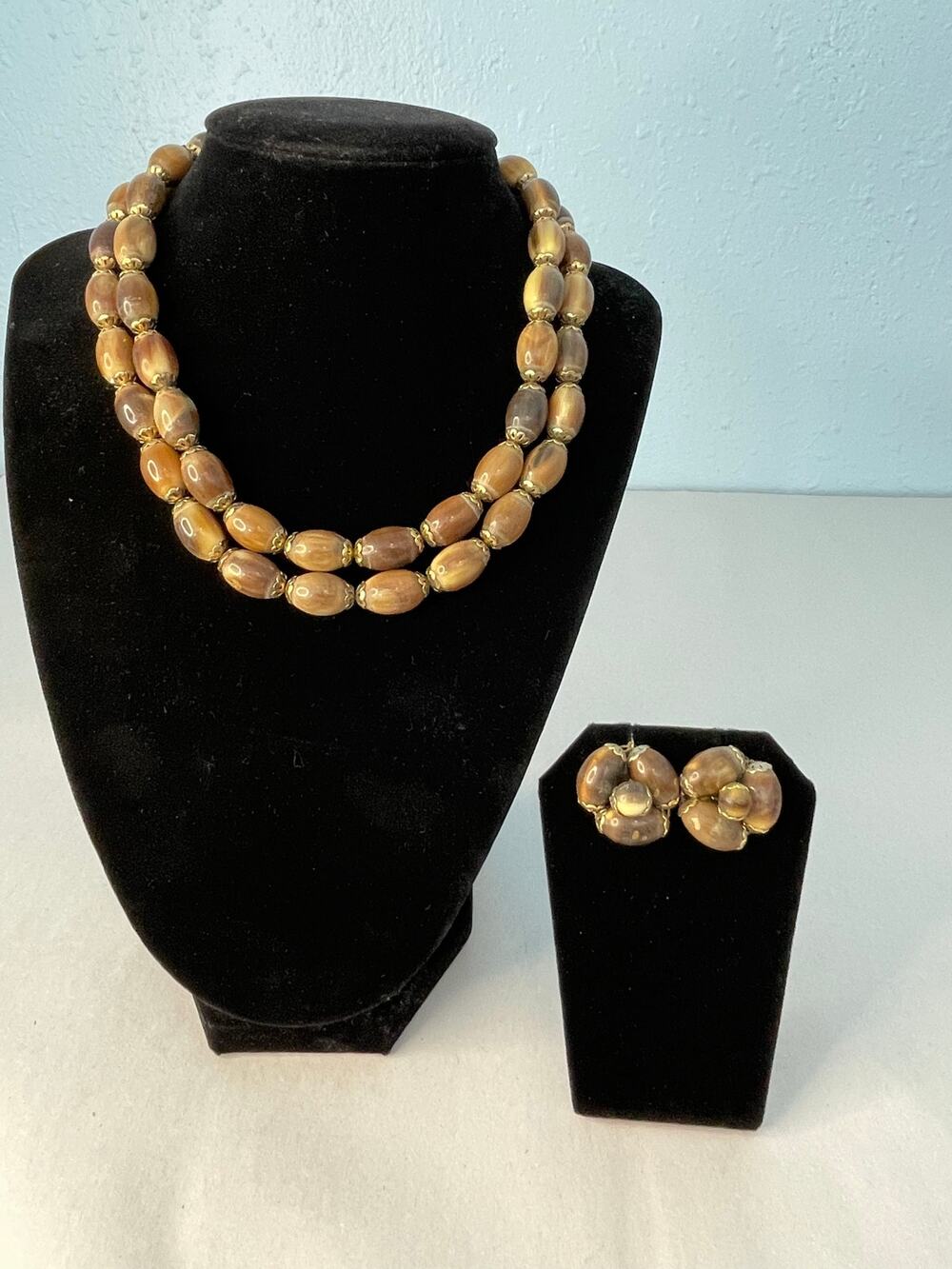 Vintage Vogue Necklace Clip On Earring Set Gold Tone Beaded Beachy Coastal